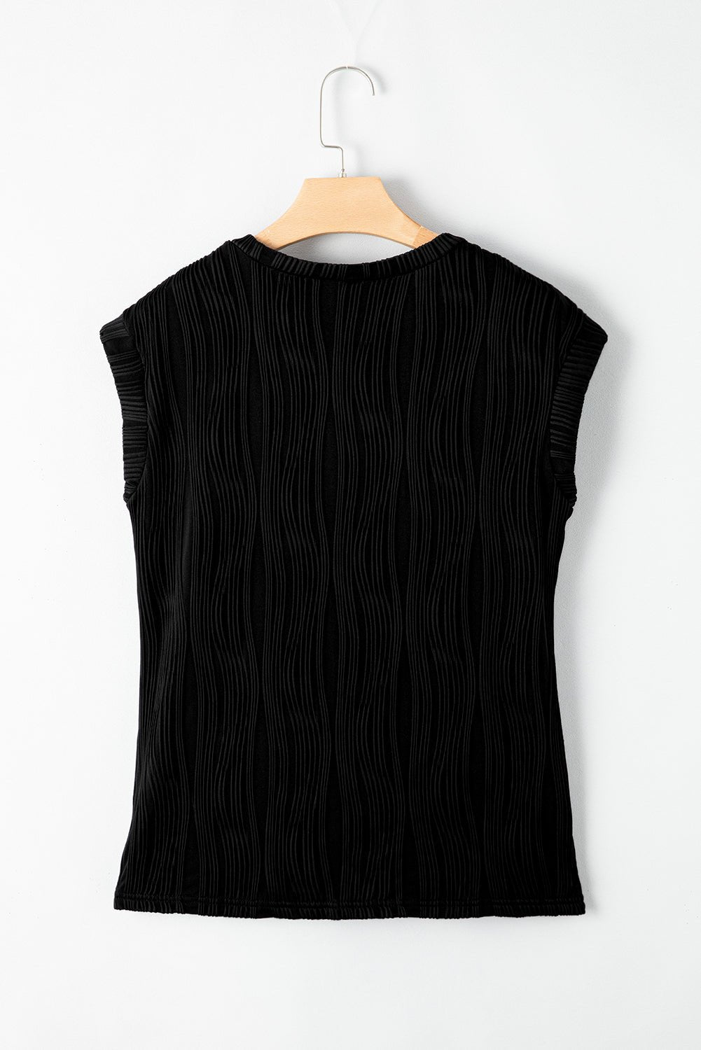 Black Wavy Texture Cap Sleeve Top | Dia&Popo