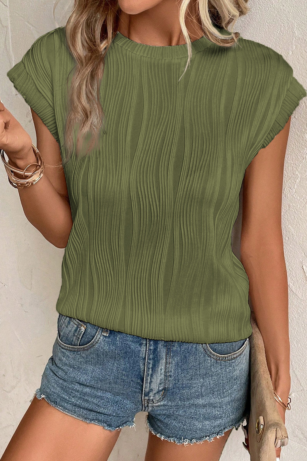 Black Wavy Texture Cap Sleeve Top | Dia&Popo