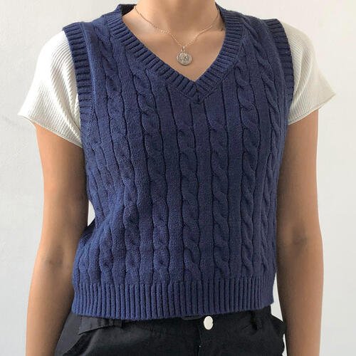 Cable-knit V-Neck Sweater Vest | Dia&Popo